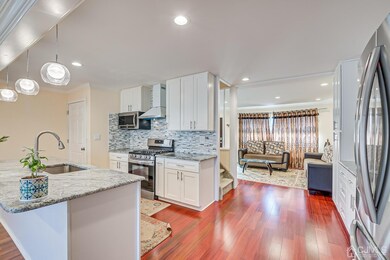 113 W Warren St, Iselin, NJ 08830 - photo 6