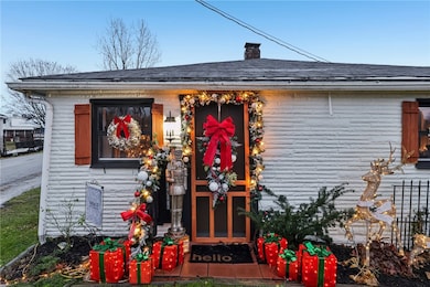 569 Tukosh St, Tarrs, PA 15688 - photo 2