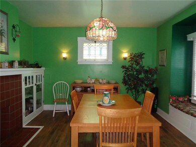 Dining Room- Built in china cabinet, bench decorat