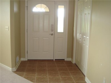 Entry/Foyer. Ceramic Tile in the Entry Way.