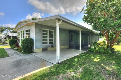 710 Hyacinth Cir, Sebastian, FL 32976 - photo 4