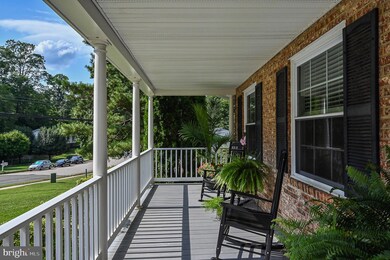 7721 Middle Valley Dr, Springfield, VA 22153 - photo 3