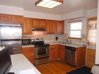 1312 Fowler Dr, Columbus, OH 43224 - photo 3