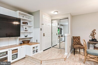 5800 Cove Landing Rd unit 302, Burke, VA 22015 - photo 6