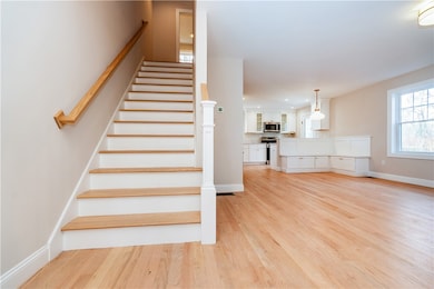 1810 Kingstown Rd, South Kingstown, RI 02879 - photo 6