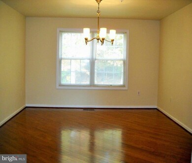 10908 Potomac St, Glenn Dale, MD 20769 - photo 5