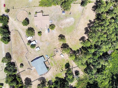 3,000+ sq.ft. House and 3,700 sq.ft. Barn
