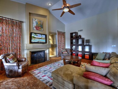 010_Family Room