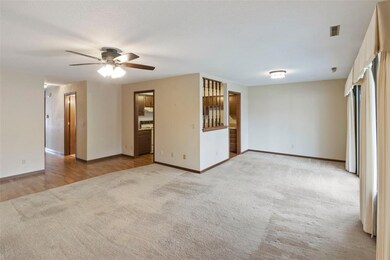 Big living & dining areas