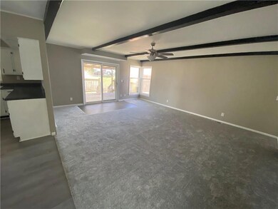 605 E 13th St N, Newton, IA 50208 - photo 7