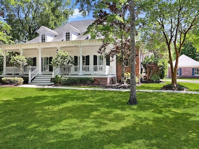 Gorgeous Southern PLantation style