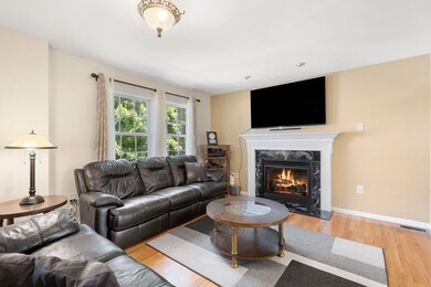 29 Hourihan St, Peabody, MA 01960 - photo 4