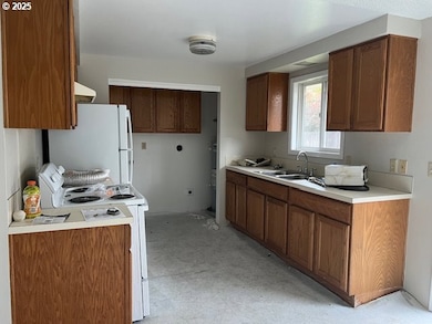 19805 SW Rock Rd, Beaverton, OR 97006 - photo 2