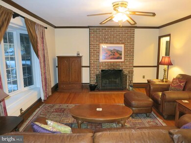 217 Edridge Way, Catonsville, MD 21228 - photo 2