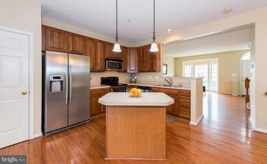 935 Isaac Chaney Ct, Odenton, MD 21113 - photo 6