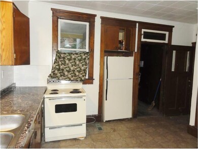 1408 Rowland Ave NE, Canton, OH 44705 - photo 5