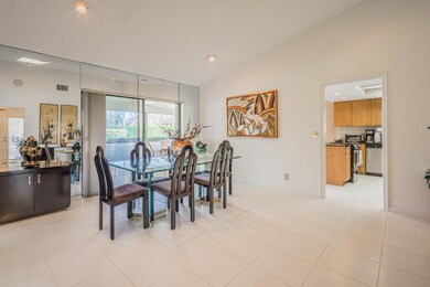 05_dining-room_13210 Camero Way_Eastpoin