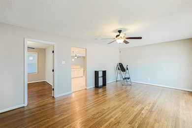 1735 W 43rd St, Houston, TX 77018 - photo 6