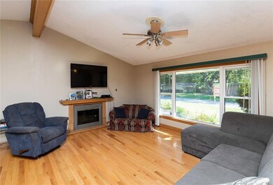 5002 SW 16th St, Des Moines, IA 50315 - photo 3