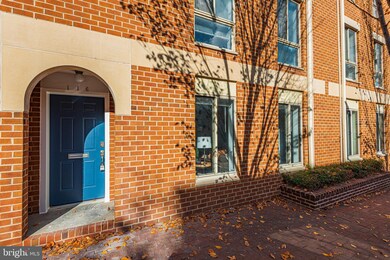 116 W Barre St, Baltimore, MD 21201 - photo 2