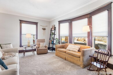 14-web-or-mls-1060-bates-st-se
