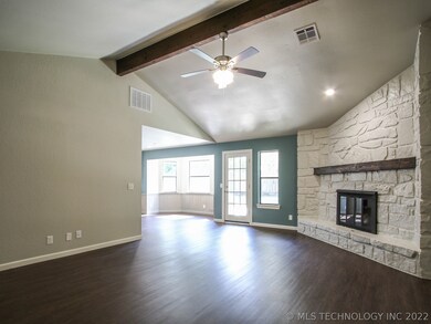 1213 S 33rd St, Broken Arrow, OK 74014 - photo 5