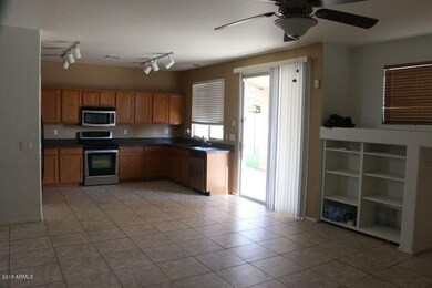 Kitchen/dining/family room
