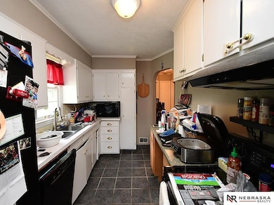 928 Clark St, Lincoln, NE 68510 - photo 7