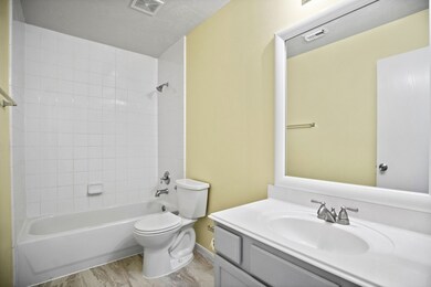 2411 Fox Water Dr, Spring, TX 77386 - photo 5