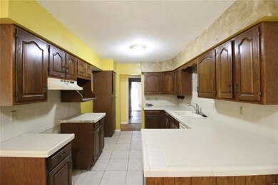 6011 Lorry Ln, Maryville, IL 62062 - photo 5