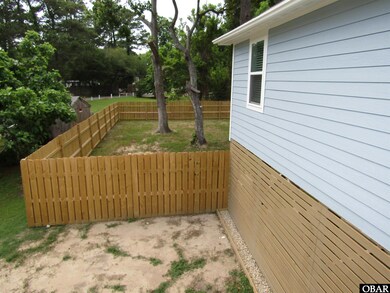 Shadow box front facing fence!