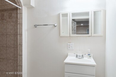 1939 Tamahawk Ln unit 107, Naperville, IL 60564 - photo 7