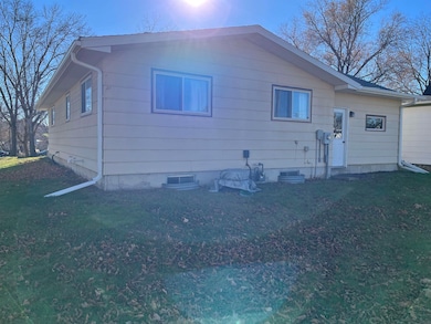 1027 Prairie Ave, Hillsboro, WI 54634 - photo 4