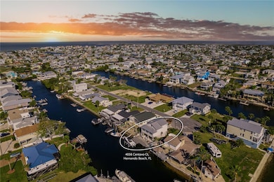 Tucked In with Direct Access to the Gulf