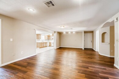 1503 W PERSHING AVE Phoenix AZ - Web Qua
