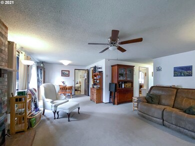 1421 NE Olvera Ct, Gresham, OR 97030 - photo 3