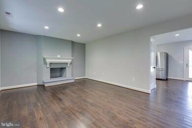 23435 Peach Tree Rd, Clarksburg, MD 20871 - photo 3