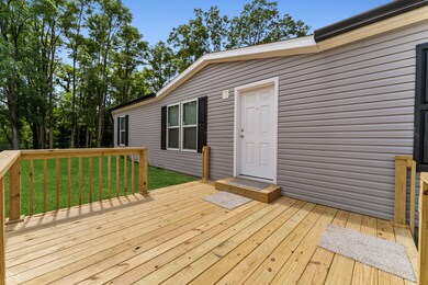 202 Doe Creek Dr, Cloverdale, IN 46120 - photo 3