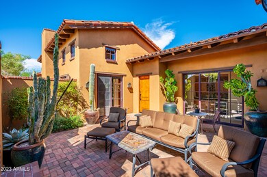 Private Entry Courtyard