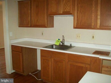 11201 Rienzi Place unit 204, Manassas, VA 20109 - photo 7