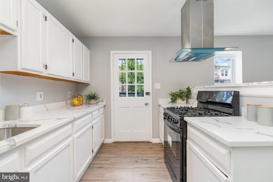 3415 Dupont Ave, Baltimore, MD 21215 - photo 5