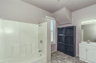 1471 SW 6th St, Chehalis, WA 98532 - photo 4