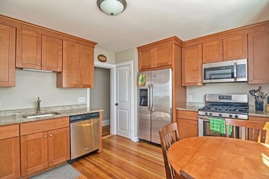 28 Hosmer St unit 28, Watertown, MA 02472 - photo 7