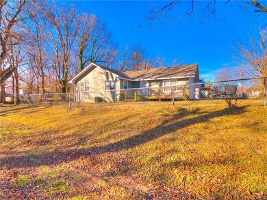 118 S Pecan St, Bristow, OK 74010 - photo 5