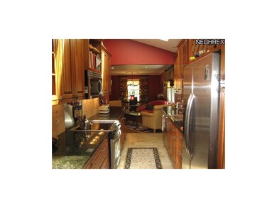 Newer Kitchen Addition and Back Entry Hall (2006).