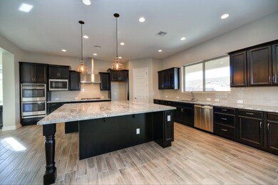 005_Kitchen