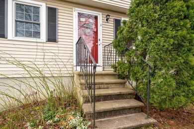 11 Winter Dr, Hooksett, NH 03106 - photo 3