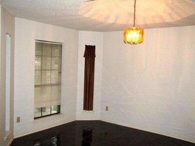 3025 Maria Luiza Dr, Edinburg, TX 78539 - photo 4