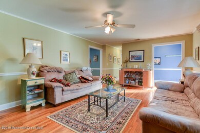 07-Living Room