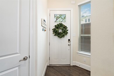 8403 Water Oak Pass Dr, Houston, TX 77055 - photo 3